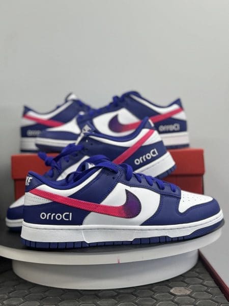 branded nikes